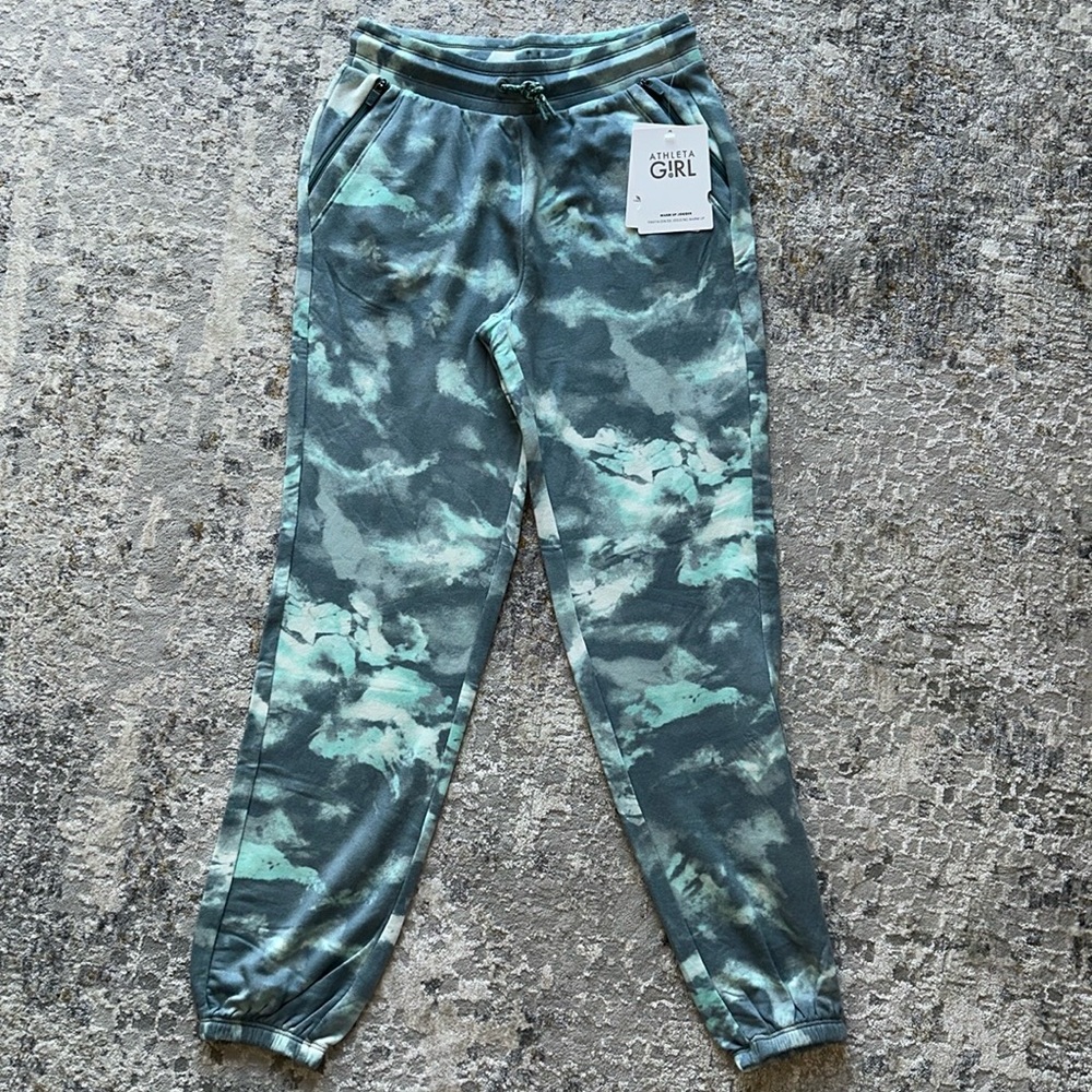 NWT joggers